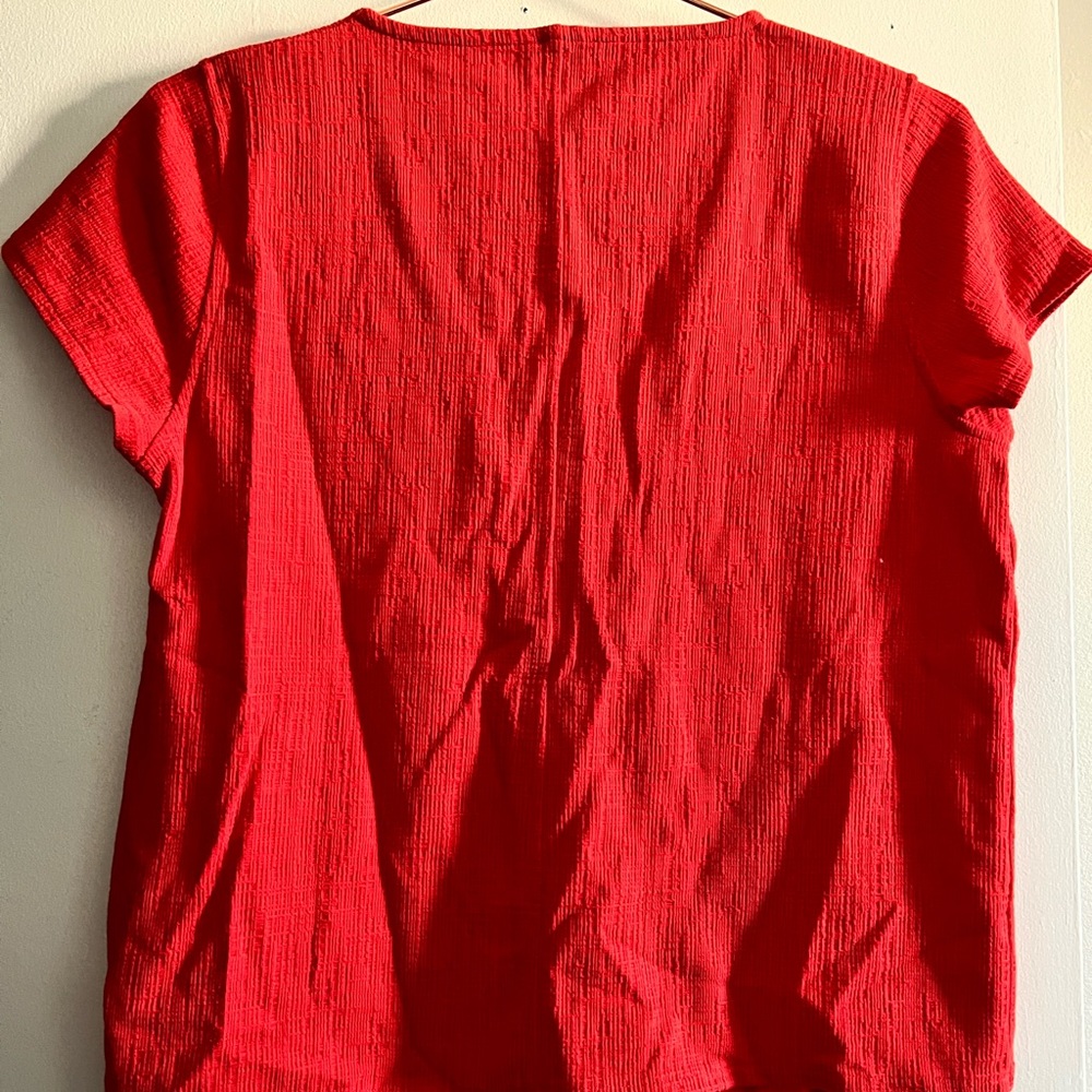 Jcrew red button top - Picture 2 of 3